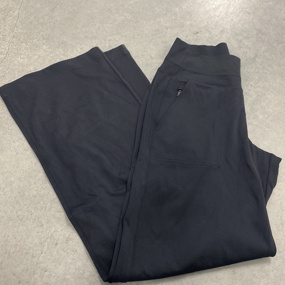 Athleta Dress Up or Down Wide leg High Waisted Black Trouser Pants - XS - Picture 8 of 12
